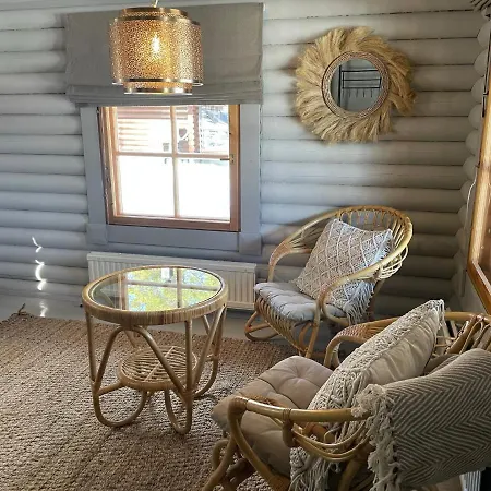 Vaenvik Pyhtaeae Chalet Siltakylä