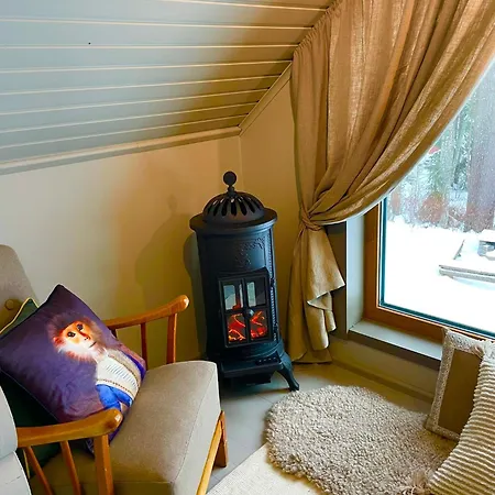 Chalet Vaenvik Pyhtaeae