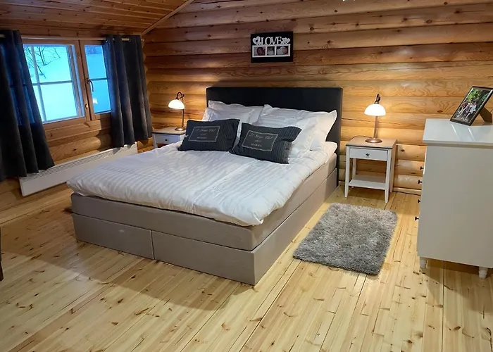 Vaenvik Pyhtaeae Horská chata