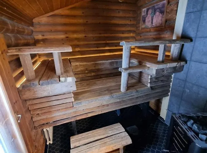 Vaenvik Pyhtaeae Siltakylä