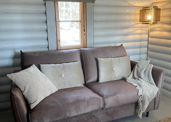 木屋 Vaenvik Pyhtaeae Siltakylä