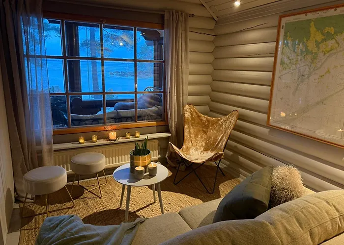 木屋 Vaenvik Pyhtaeae Siltakylä